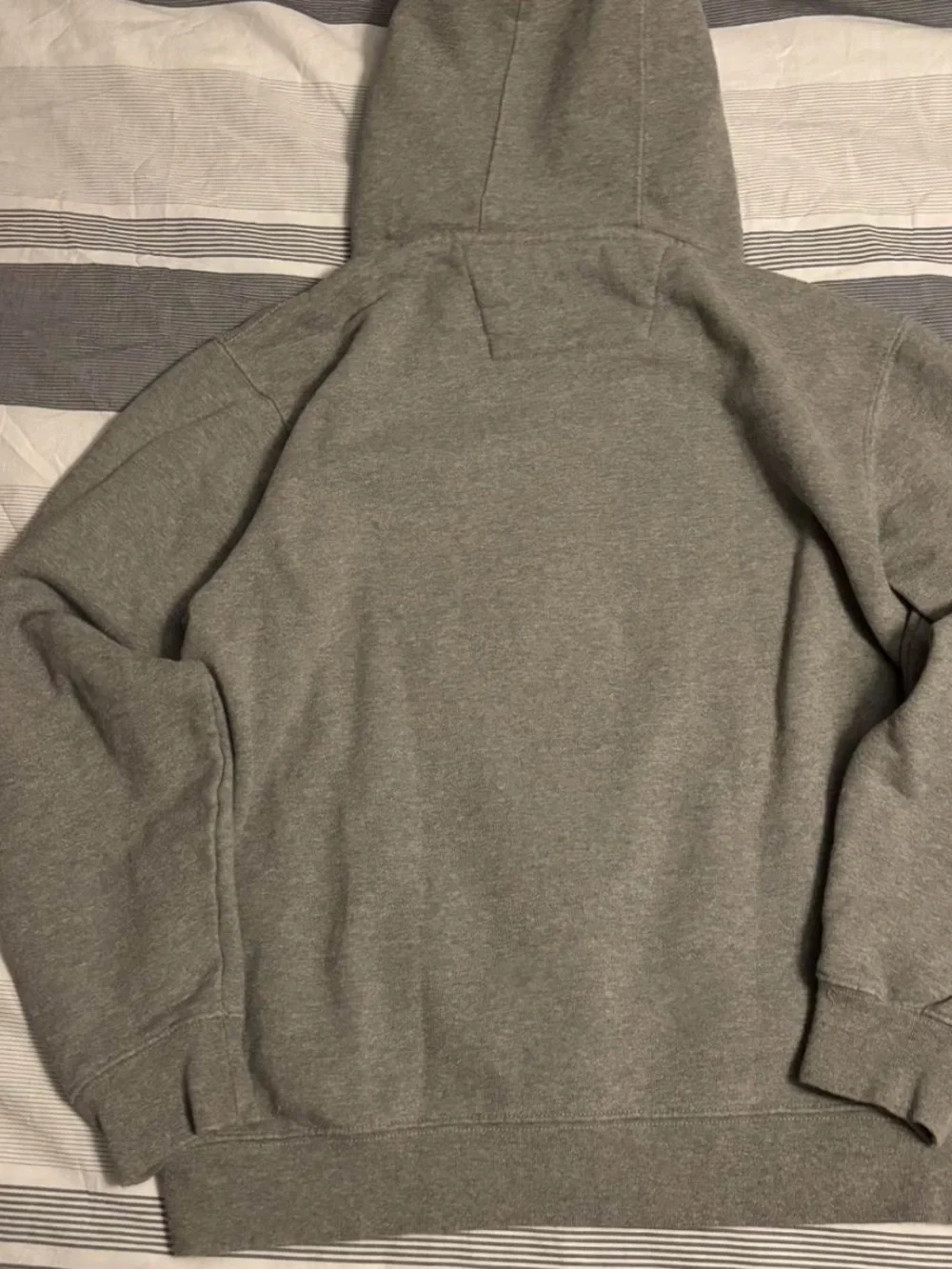 N/A soft gray